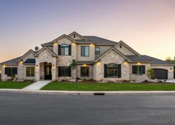 Everything You Need to Know About Building a Custom Home