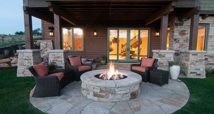 Best Outdoor Fire Pit Ideas to Have the Ultimate Backyard getaway!